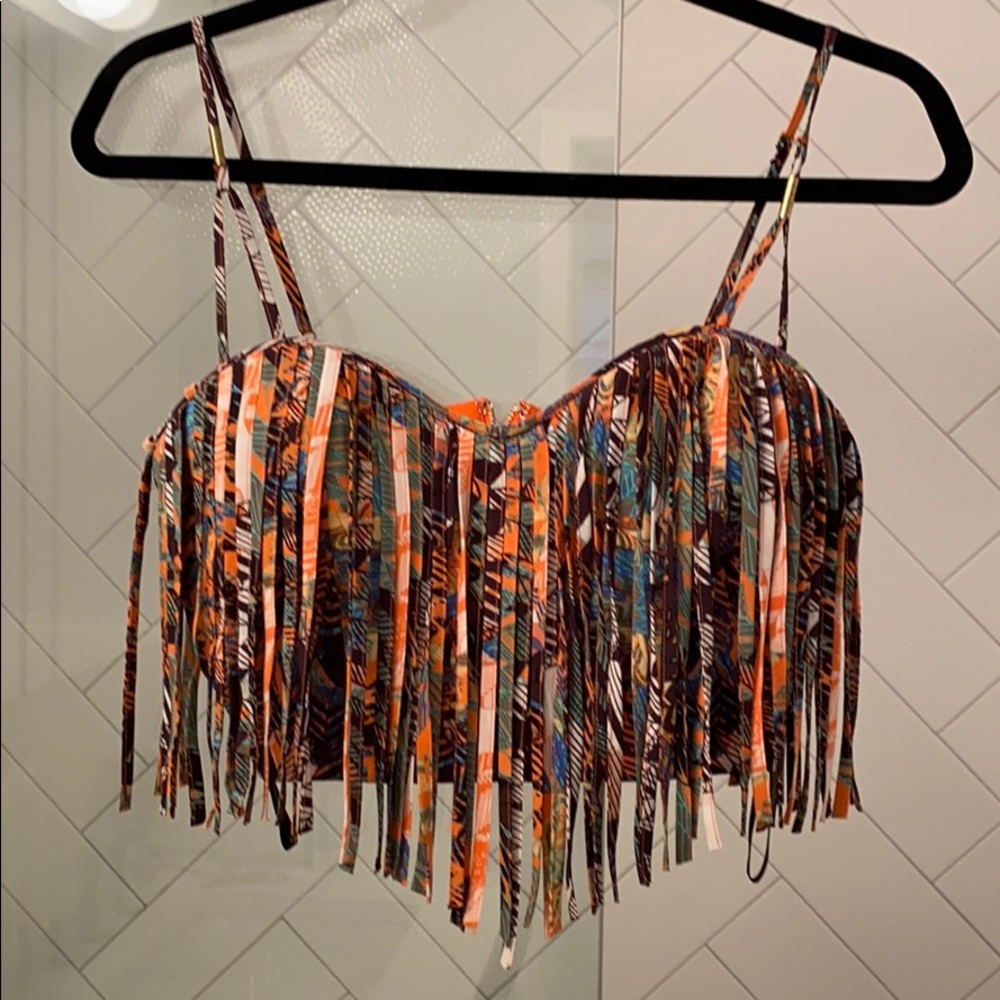 Bebe Crop Top